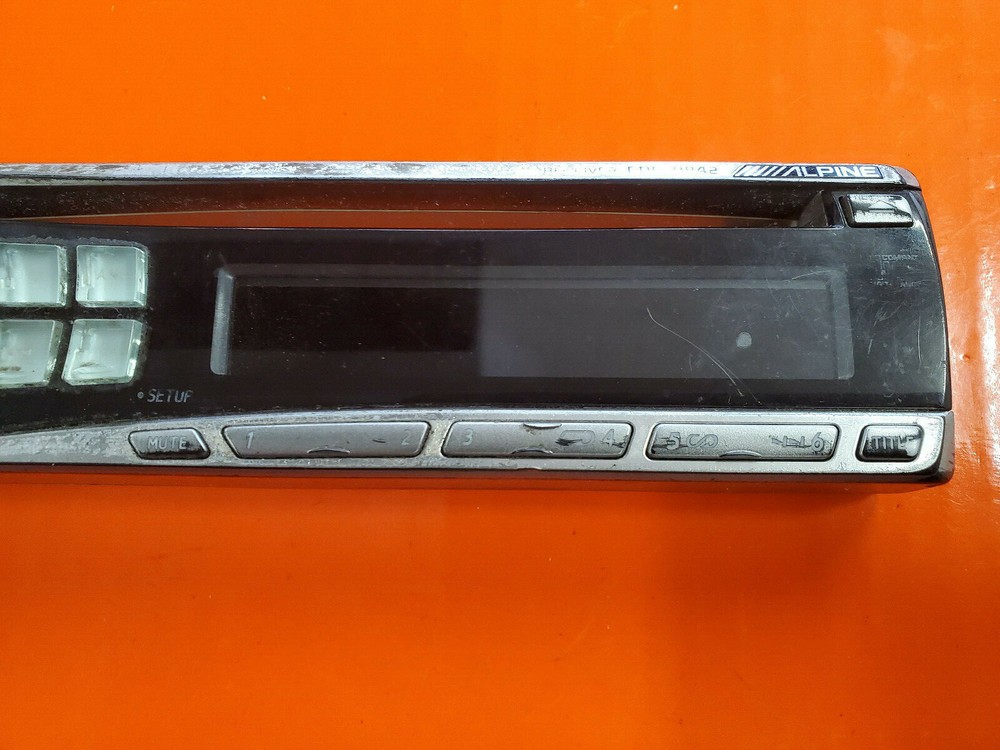Alpine CDE-9870 CD Receiver Face Plate only