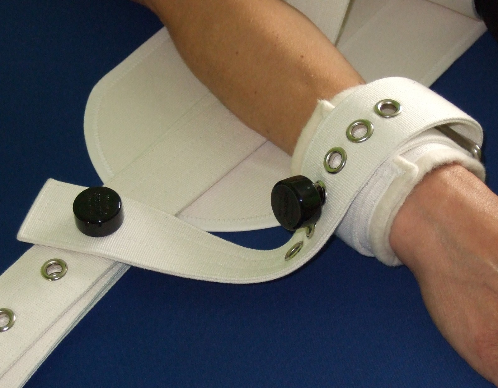 Segufix ® 2222/e-M Complete with crotchstrap / Komplett