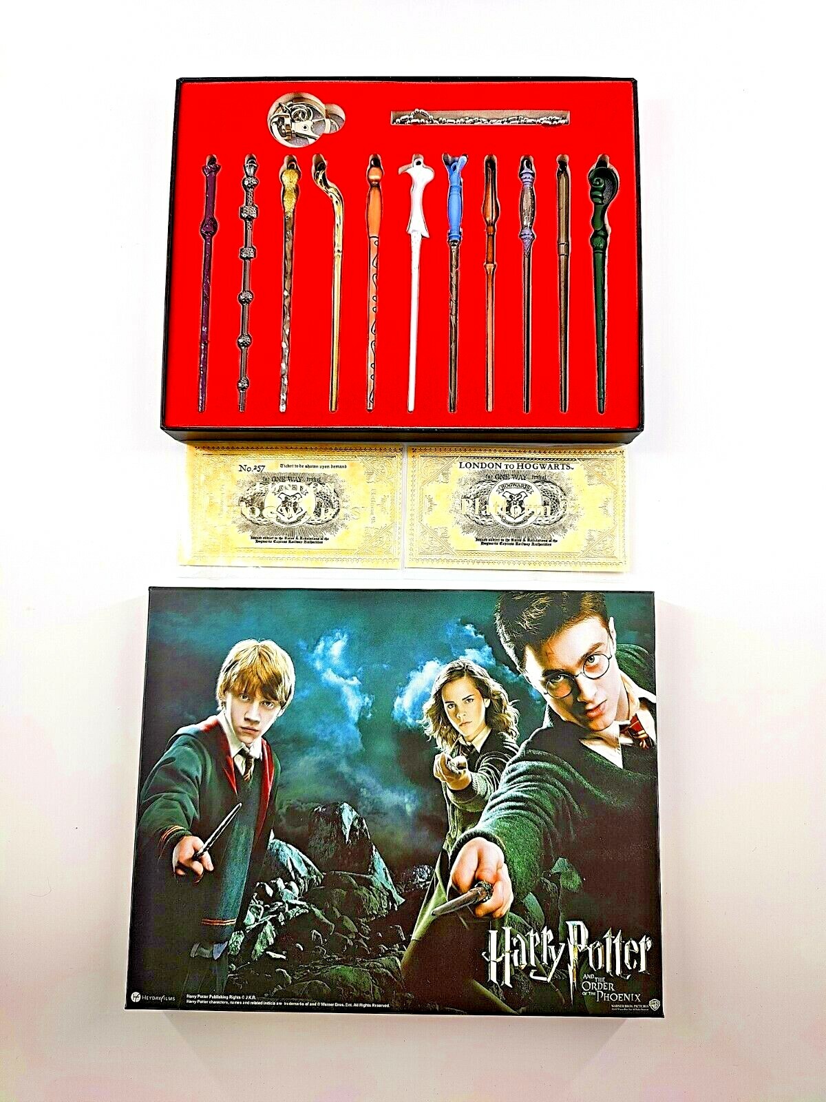 New Harry Potter New Edition Magic Wands w/ 2 Tickets Cards Great Gift Box Set