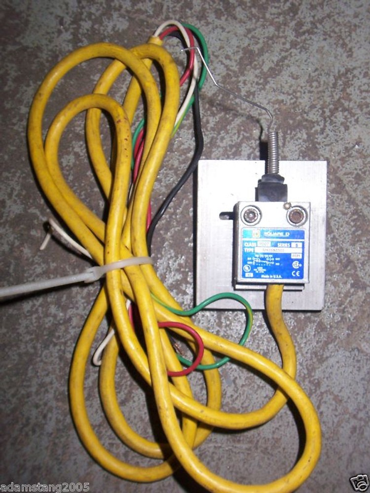SQUARE D MS05S0300 CLASS 9007 SER B LIMIT SWITCH