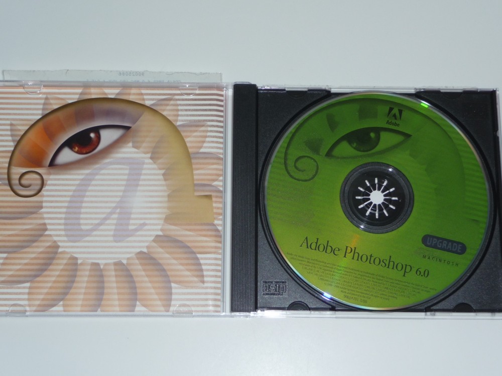 Adobe Photoshop 6.0 for Mac upgrade CD and case