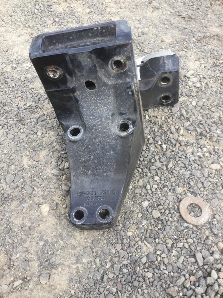 For 2015 PETERBILT 579 CAB MOUNT,BRACKET ,  WA