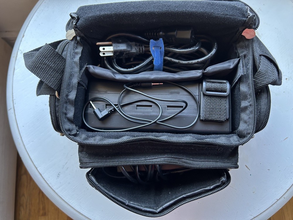 Paul C Buff Vagabond Mini Lithium power source for studio flash