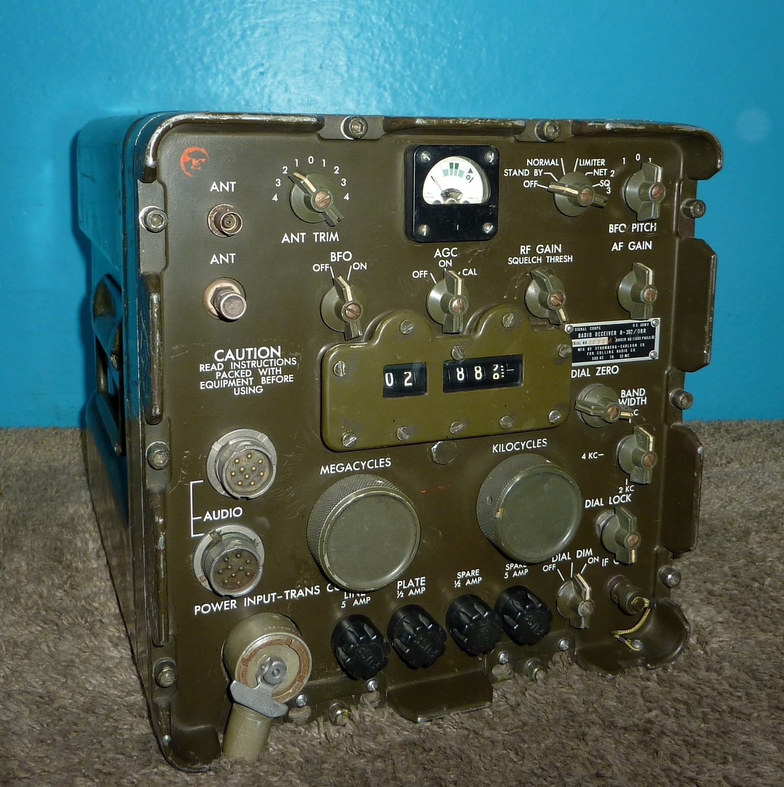US Army Signal Corps R-392/URR Radio Receiver Stromberg Carlson