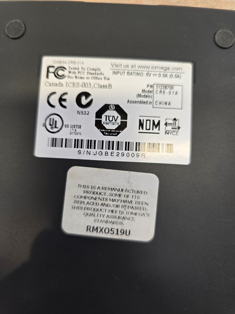 IOMEGA CRE-01A Floppy Plus 7-in-1 Card Reader