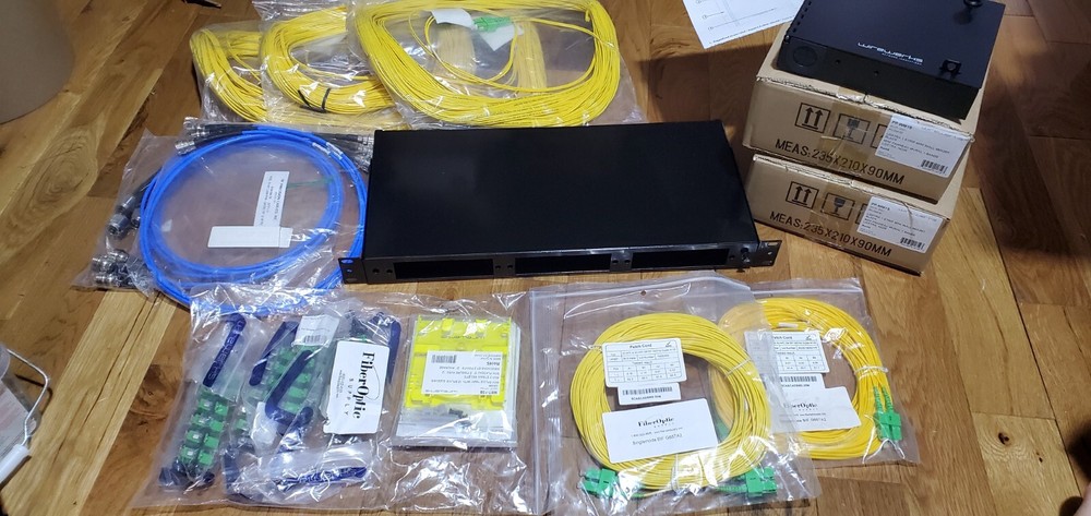 1U Fiber Patch Panel, Capacity 3 LGX compatible slots, Black