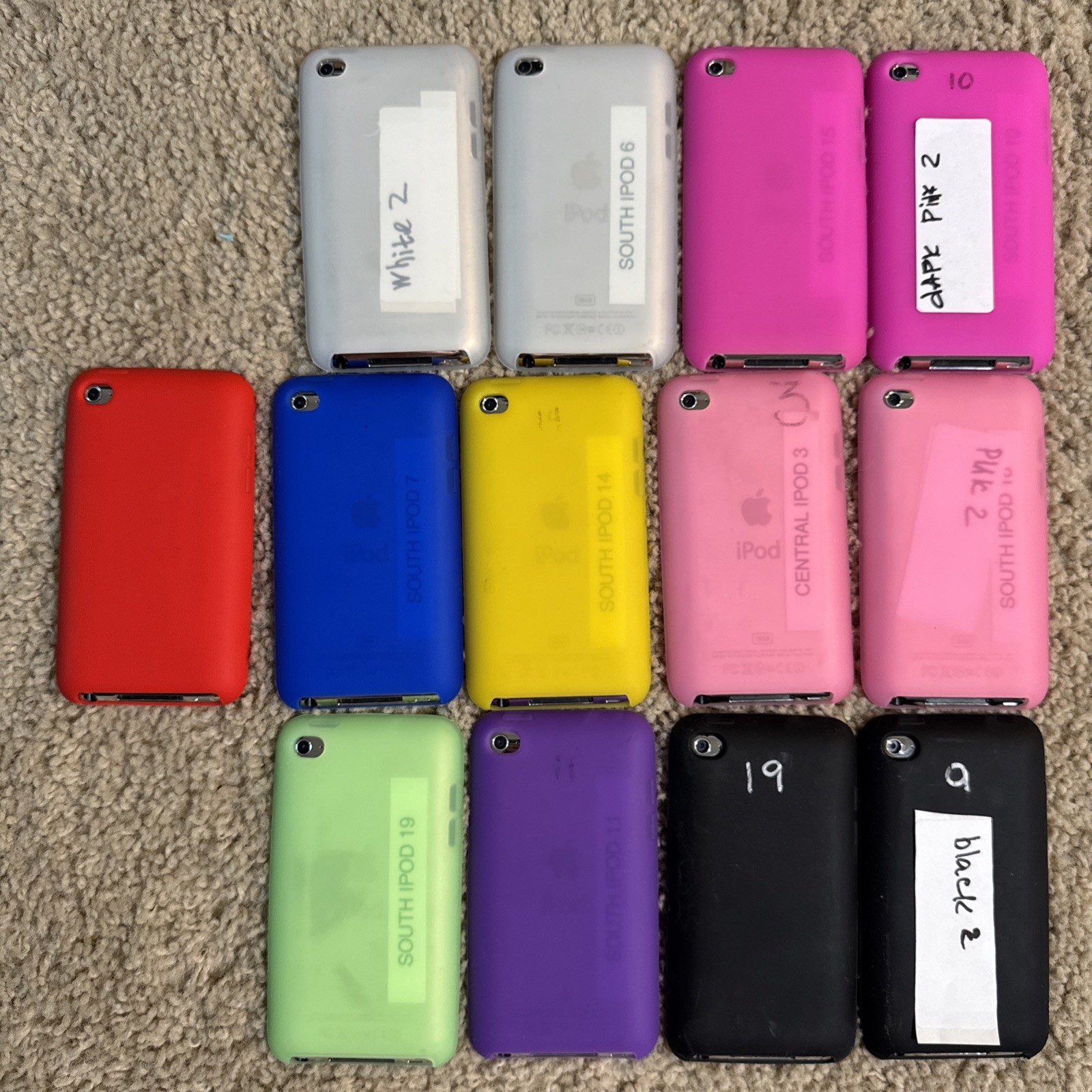 Apple iPod 16GB – Fully Working – Reset – With Case & Charger – Good Condition