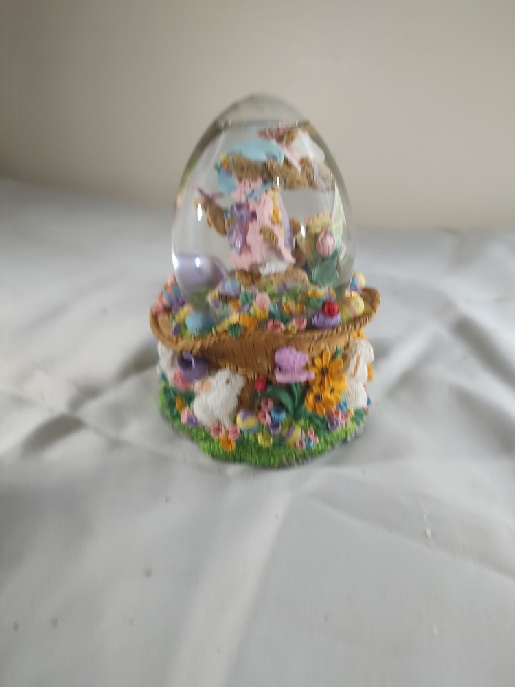 Music Box Water Globe: Easter Parade Egg-shaped Easter Music box