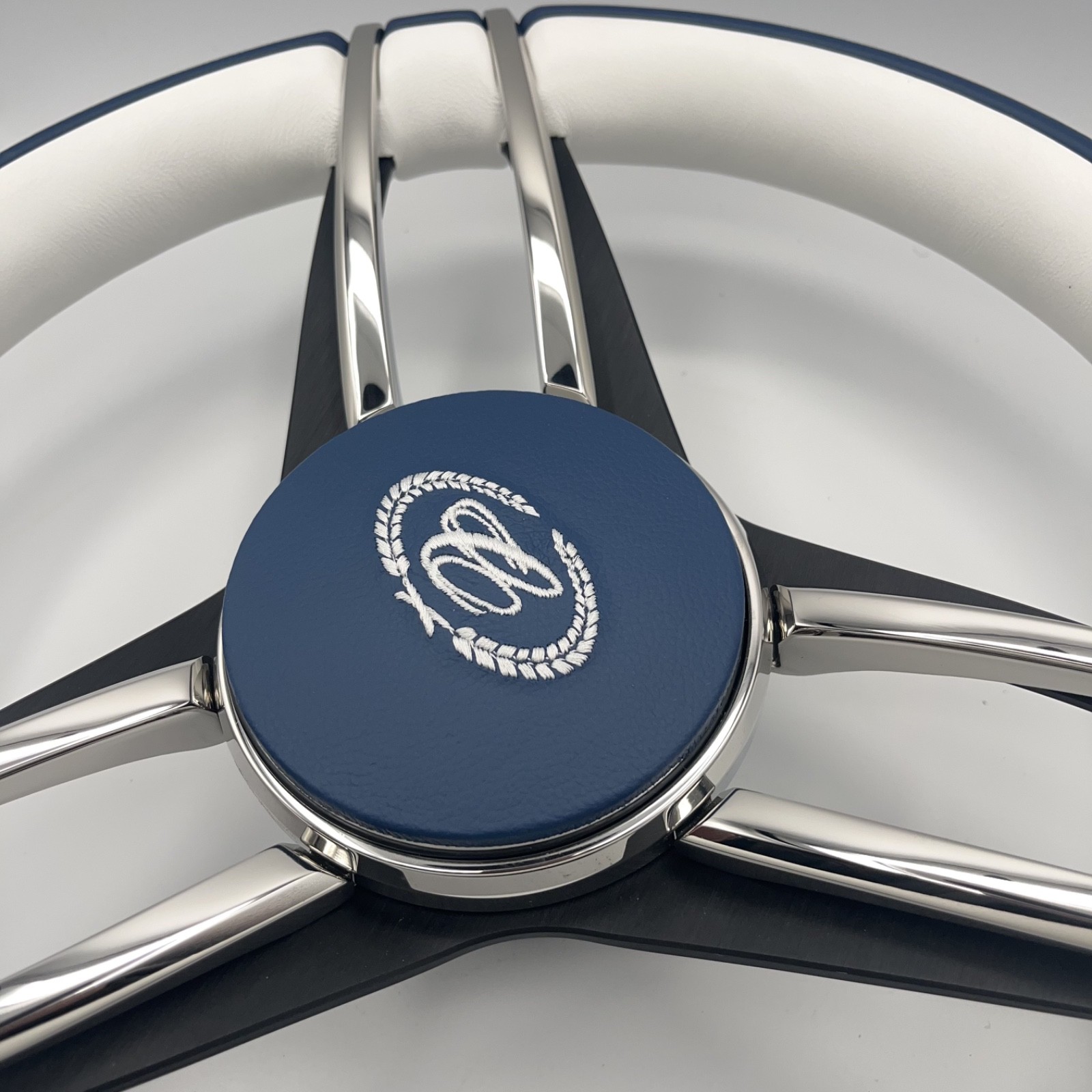 Cobalt Boat Steering Wheel Stainless Steel Spoke Leather Rim | Cobalt Boats Logo