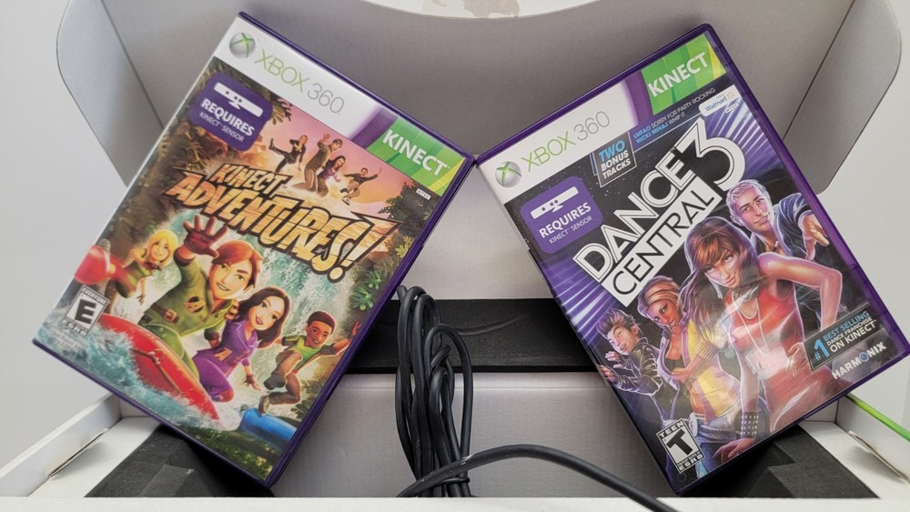 Xbox 360 Kinect Sensor Camera With KINECT ADVENTURES & DANCE CENTRAL 3
