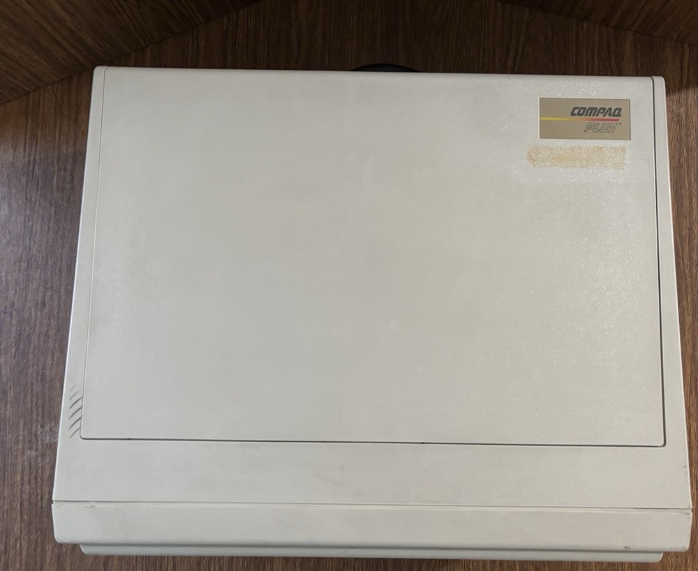 Vintage Compaq Plus Portable Computer/ Read Description