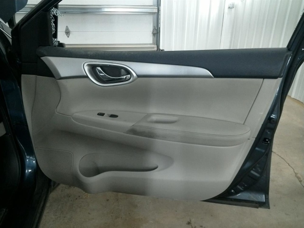 Driver Left Front Spindle/Knuckle Fits 11-25 LEAF 104795915