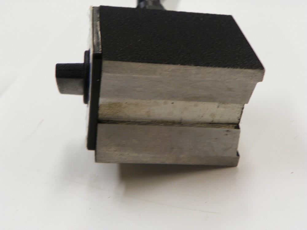 12" FLEXABLE ARM MAGNETIC BASE B263