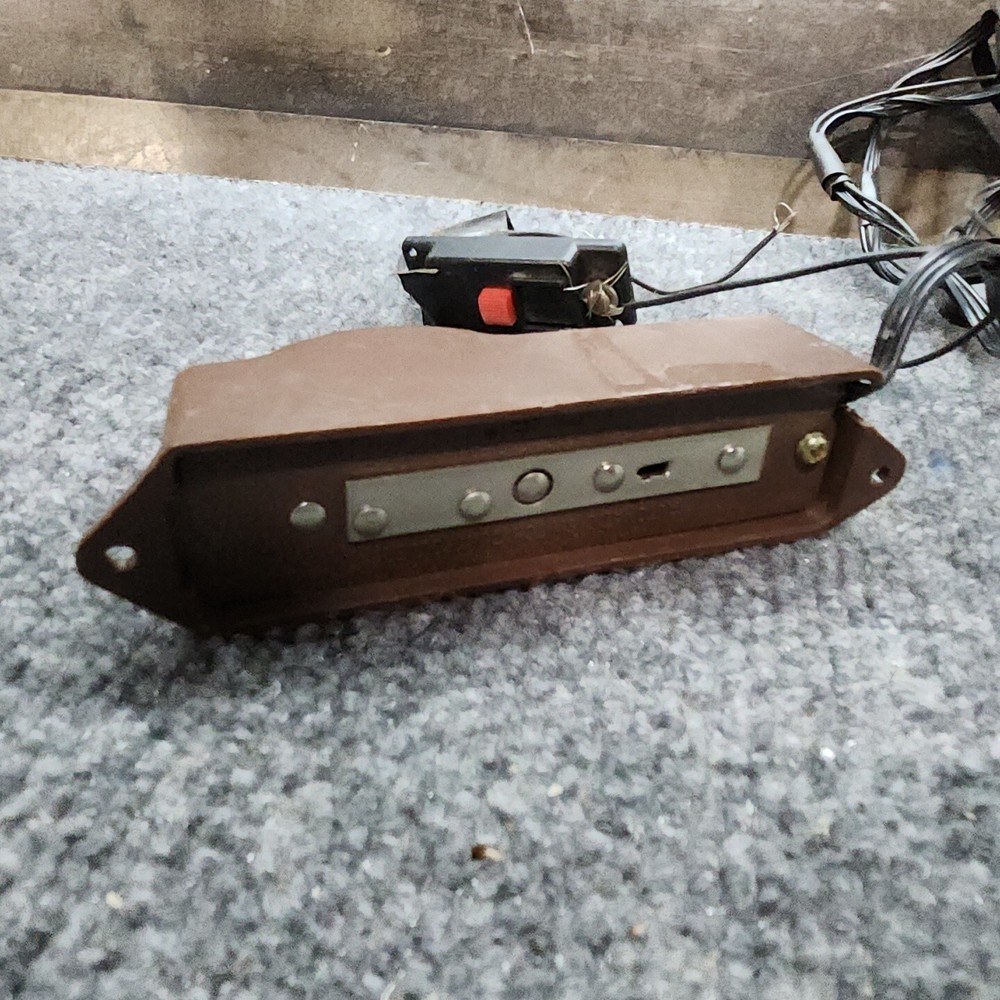 VTG Lionel Automatic Switch Controller without lights