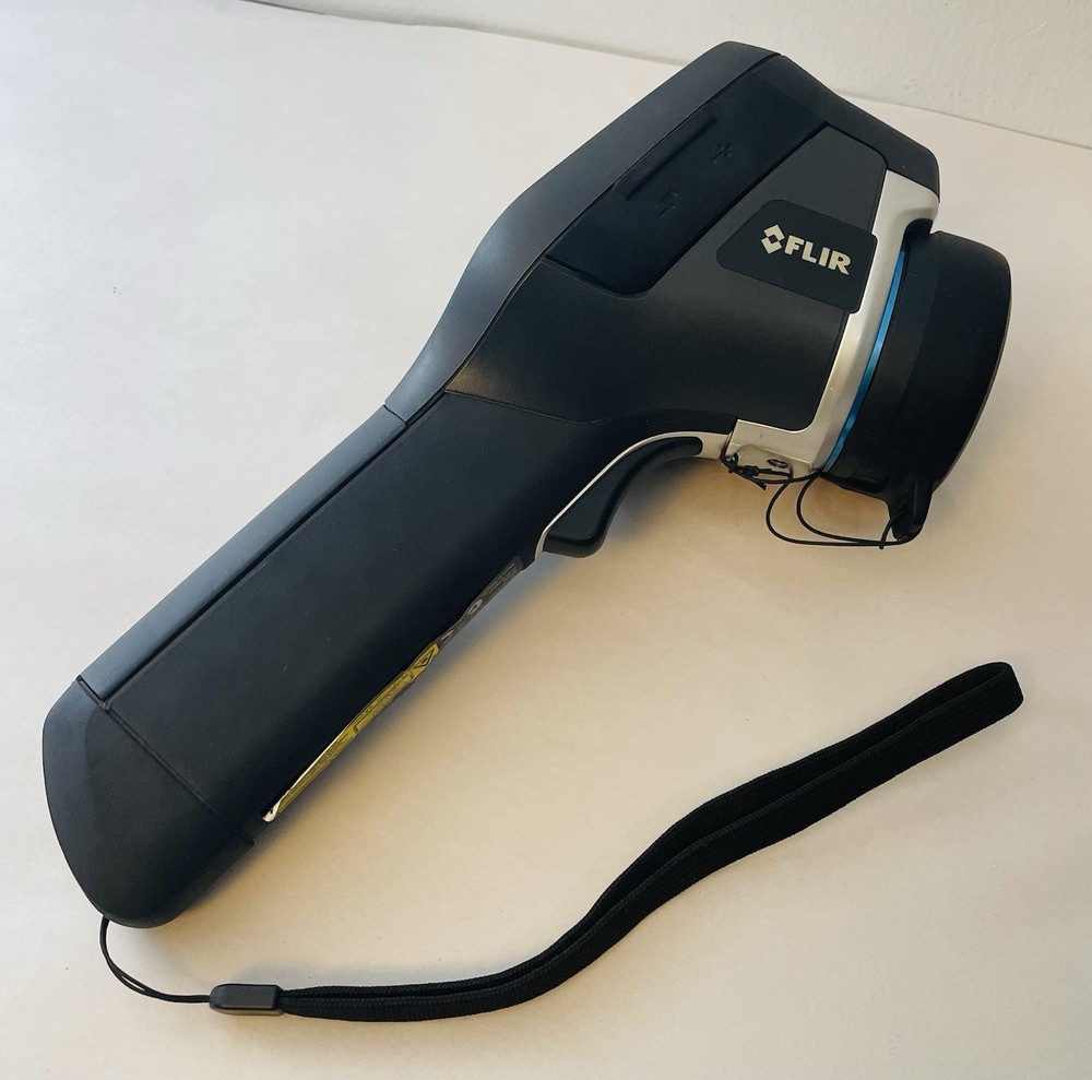 FLIR E60 Infrared Thermal Imaging Camera With Case