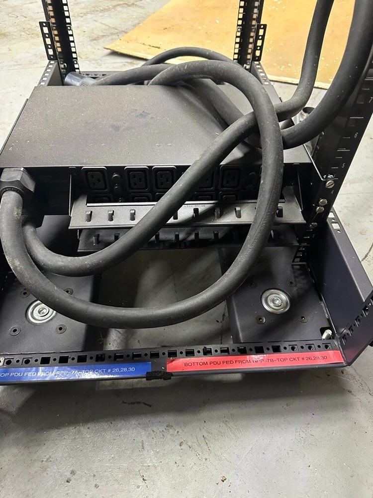 APC AP7516 Rack Mountable PDU, Basic, 1U, 14.4kW, 208V, (6) C19