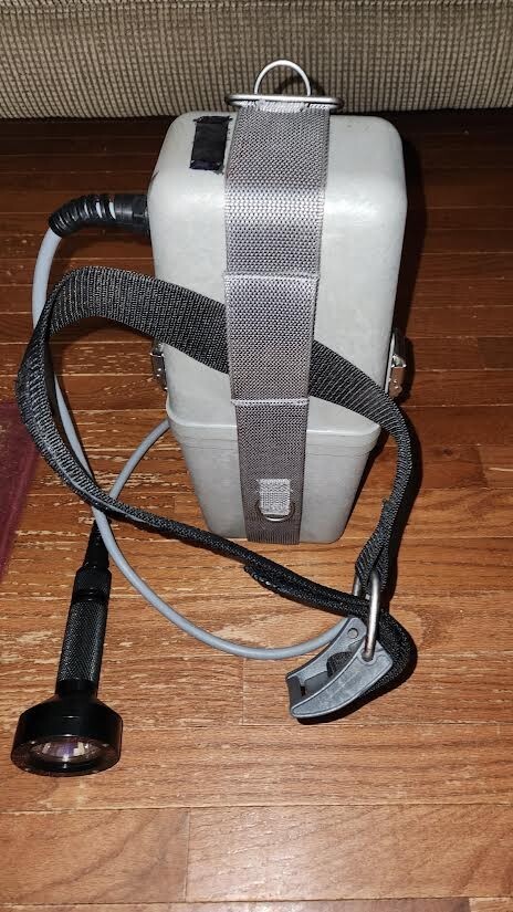 underwater scuba dive light flashlight torch