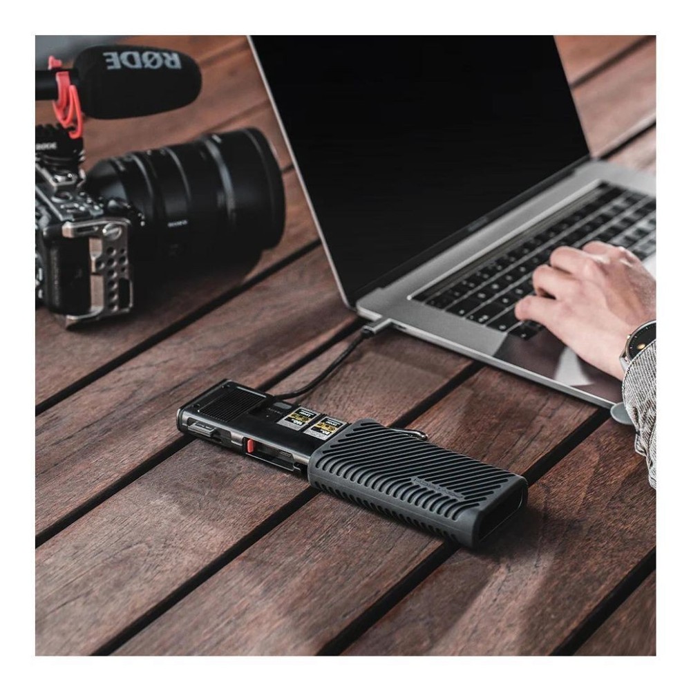 Pgytech CFexpress CreateMate Card Reader Classic Case (Black)
