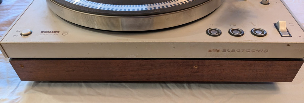 Philips Automatic 212 Turntable with Dust Cover TESTED
