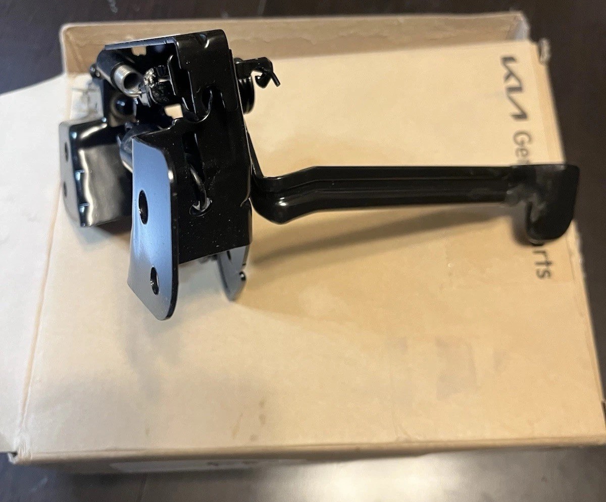 New Genuine OEM 24-25 Kia Sorento Hood Latch Assembly 81130-P2500