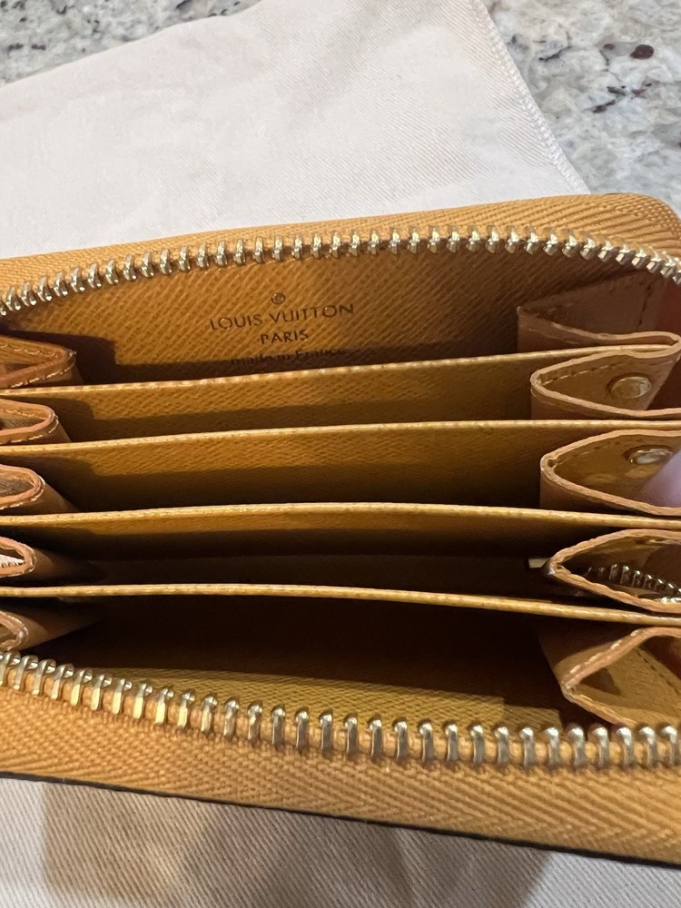 Louis Vuitton Multicartes Imperial Saffron
