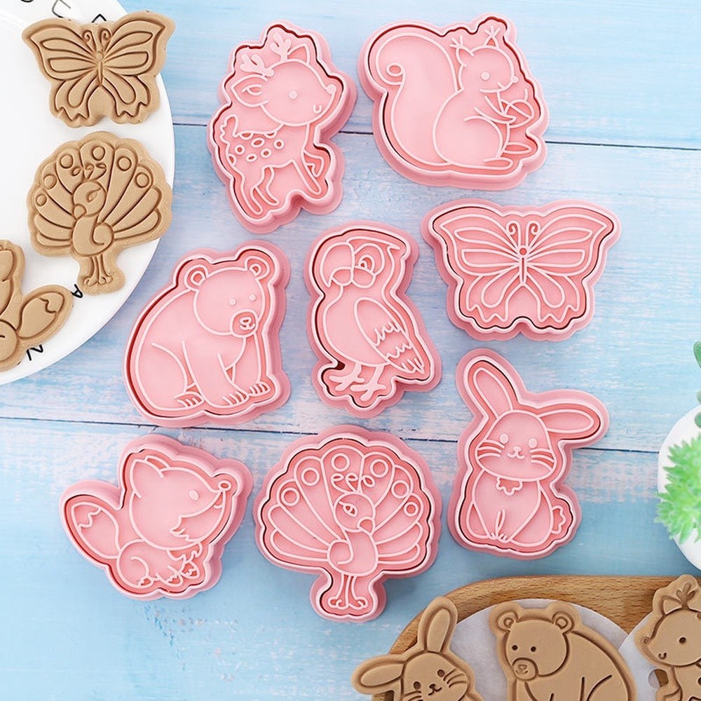 Animal Cookie Cutter Bear Shape Squirrel Shape Bunny Shape PP Material