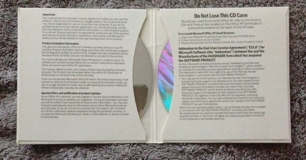 Dell Microsoft Office XP Small Business SBE Version 2002 Two Discs w Product Key