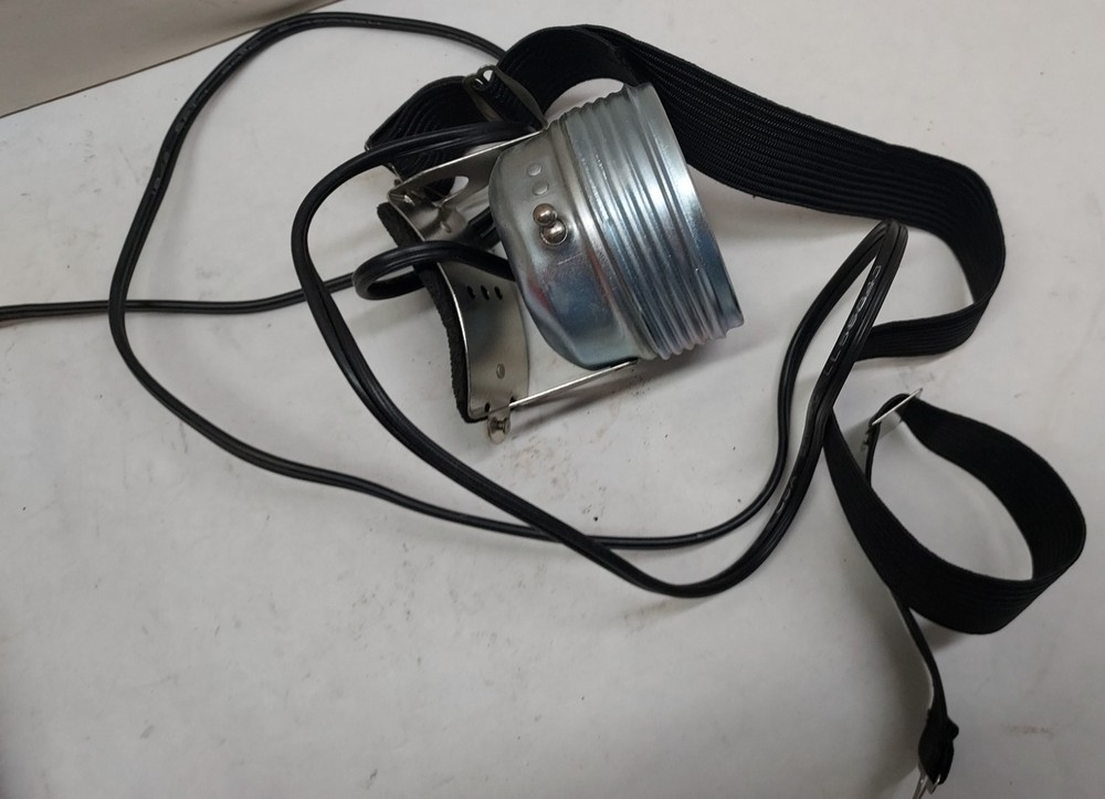 Justrite Electric Head Lantern Flashlight 19040 in Original Box