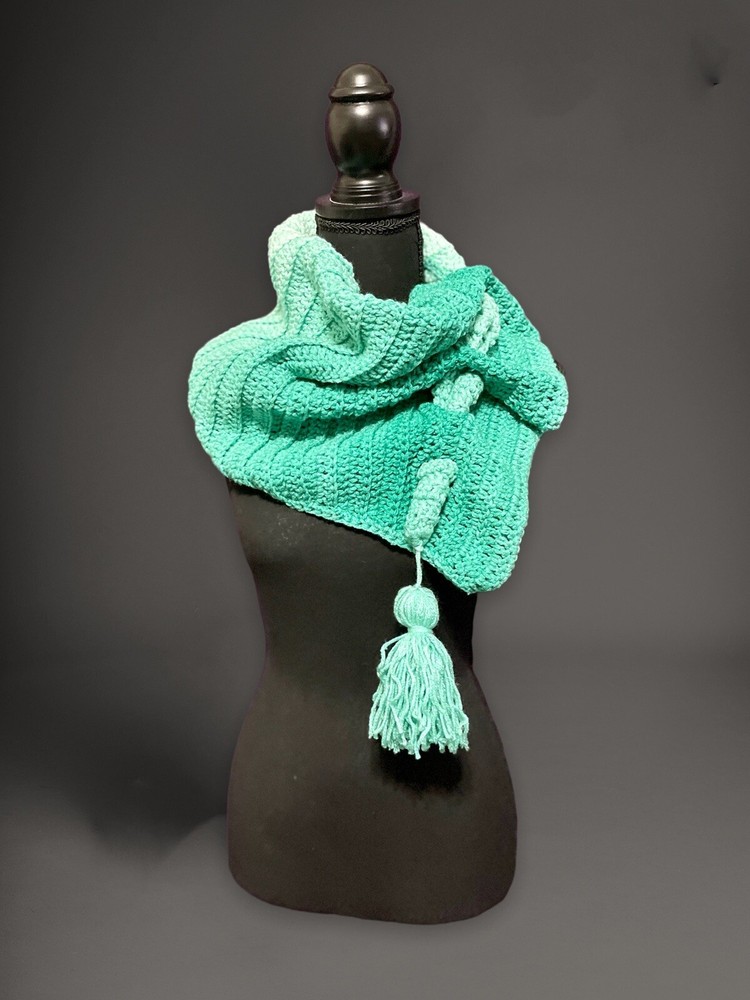 handmade crocheted Boho keyhole Scarf