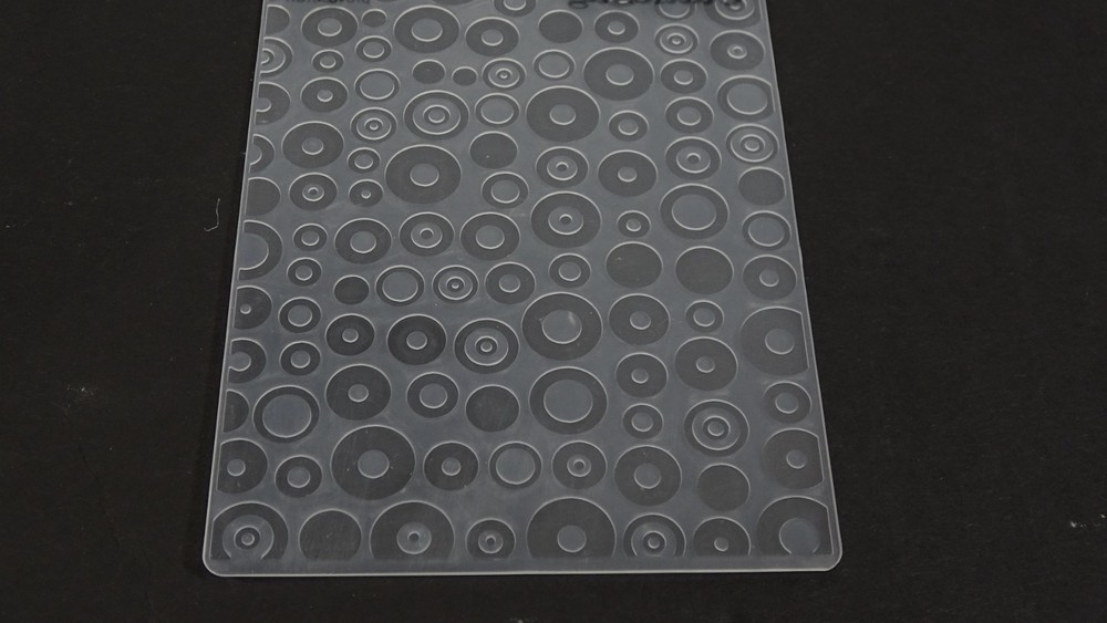 Cuttlebug Provo Craft Embossing Folder Spots & Dots 37-1145