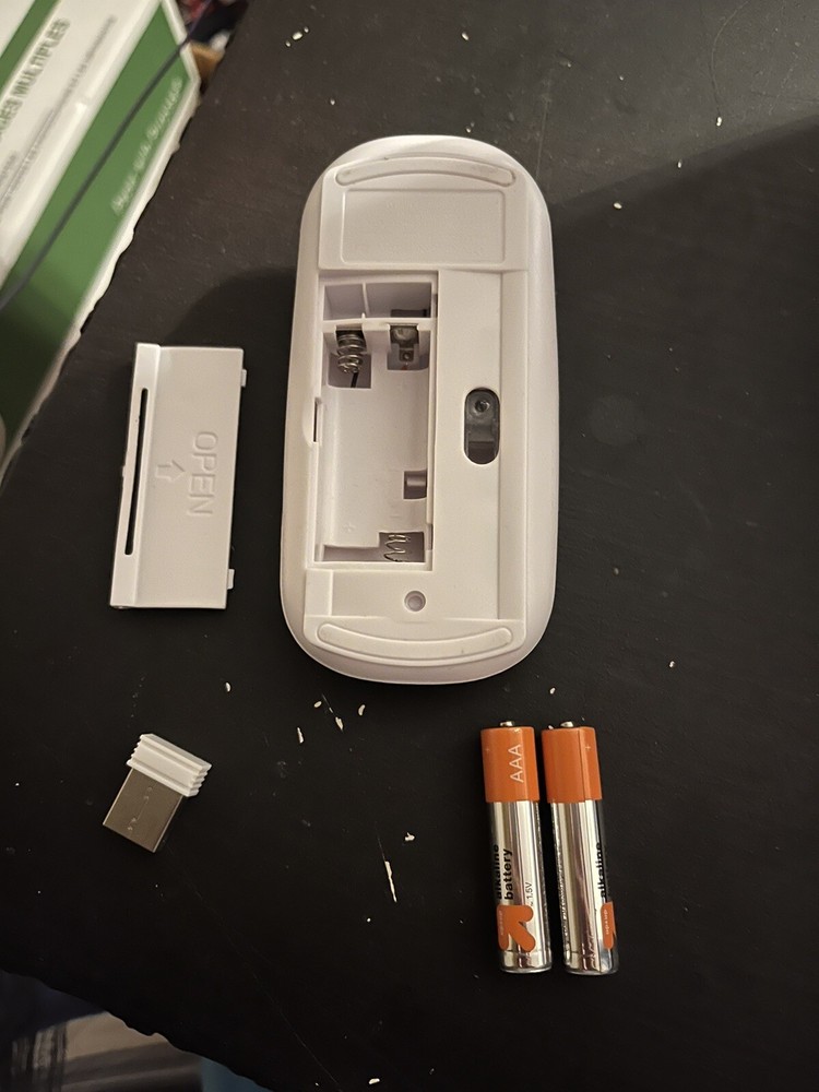 Wireless Computer Mouse Off brand, Works Great