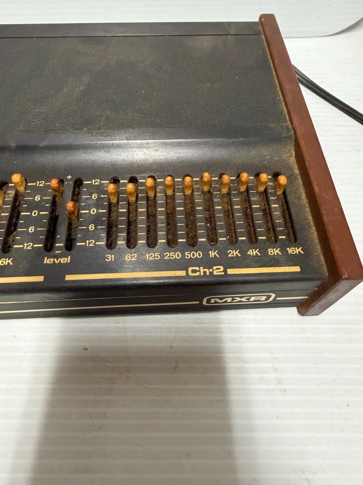 Vintage MXR Graphic Stereo Equalizer model no.114 UNTESTED