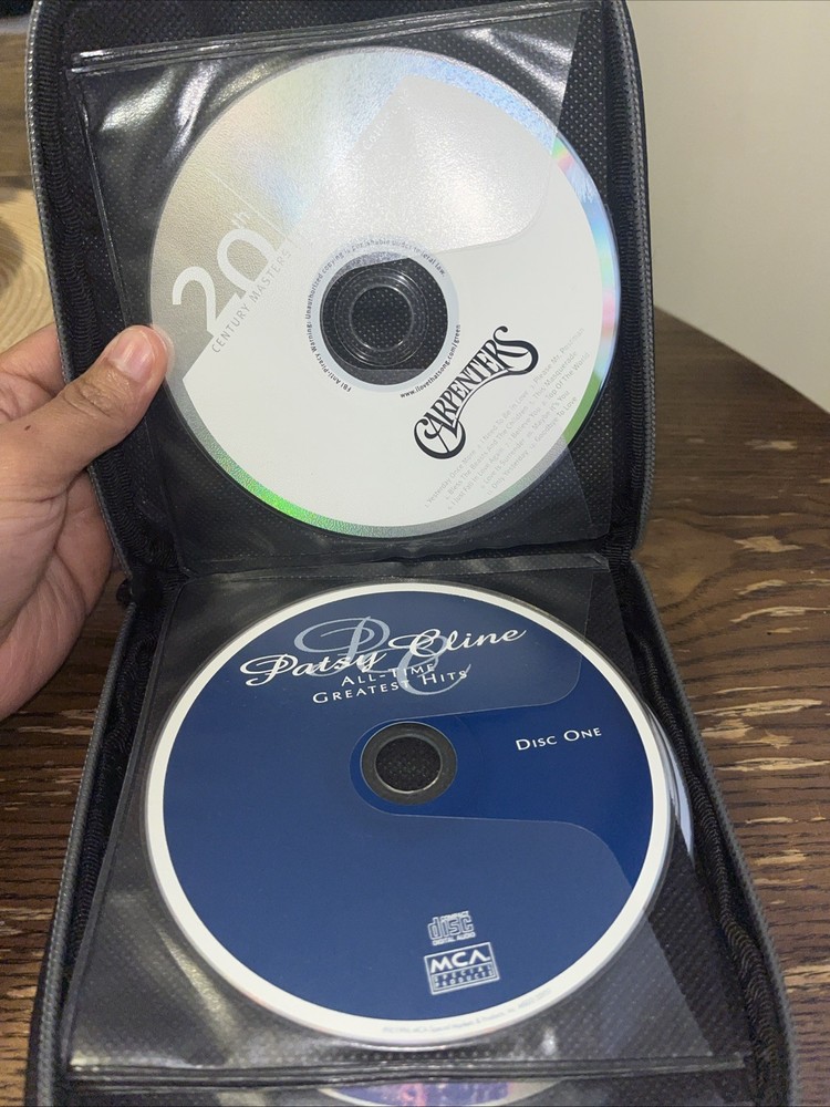 Logic Case 32 Disc Zippered Storage