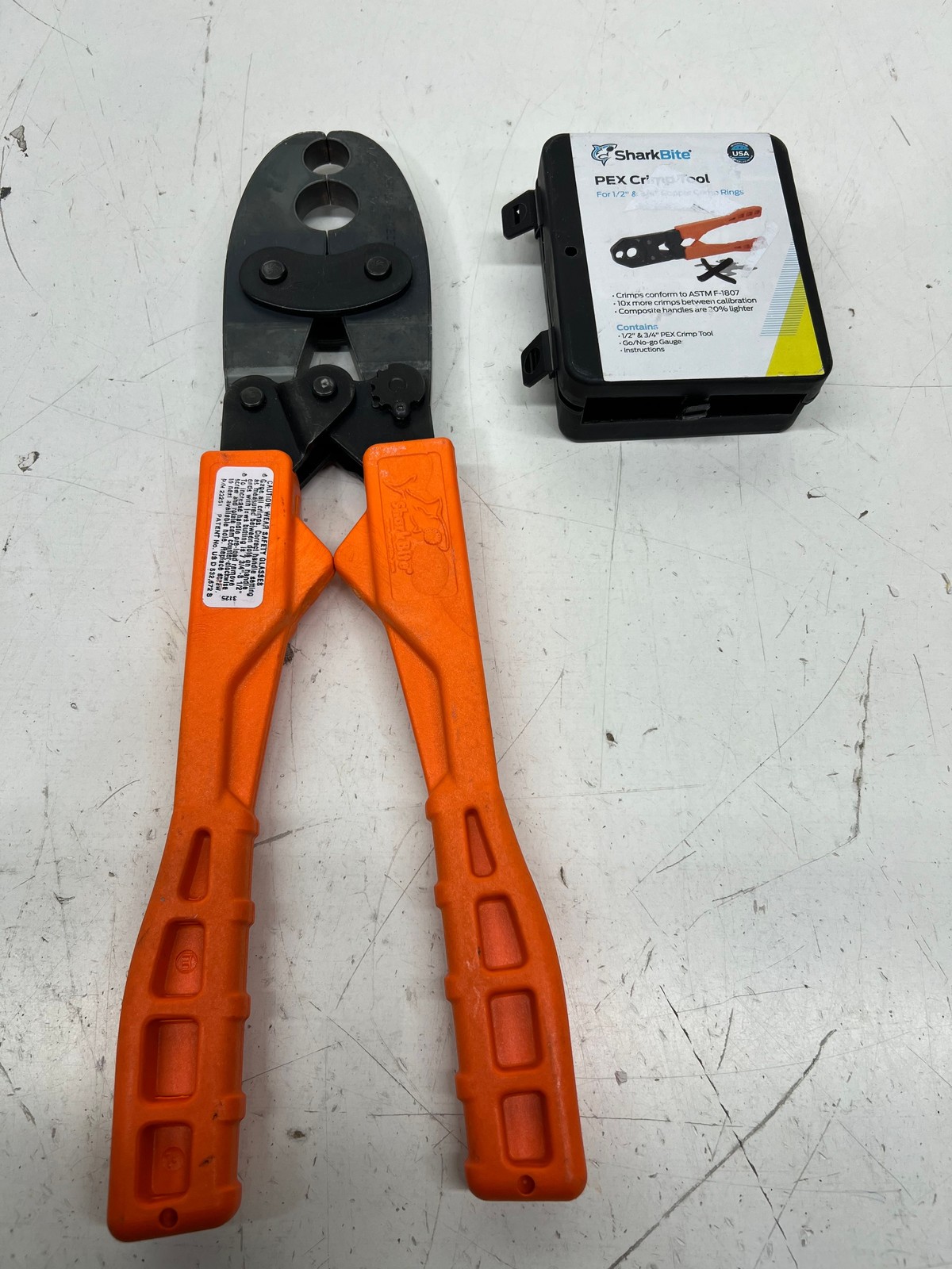 SHARKBITE PEX CRIMP TOOL FOR 1/2 in. & 3/4 in. COPPER CRIMP RINGS