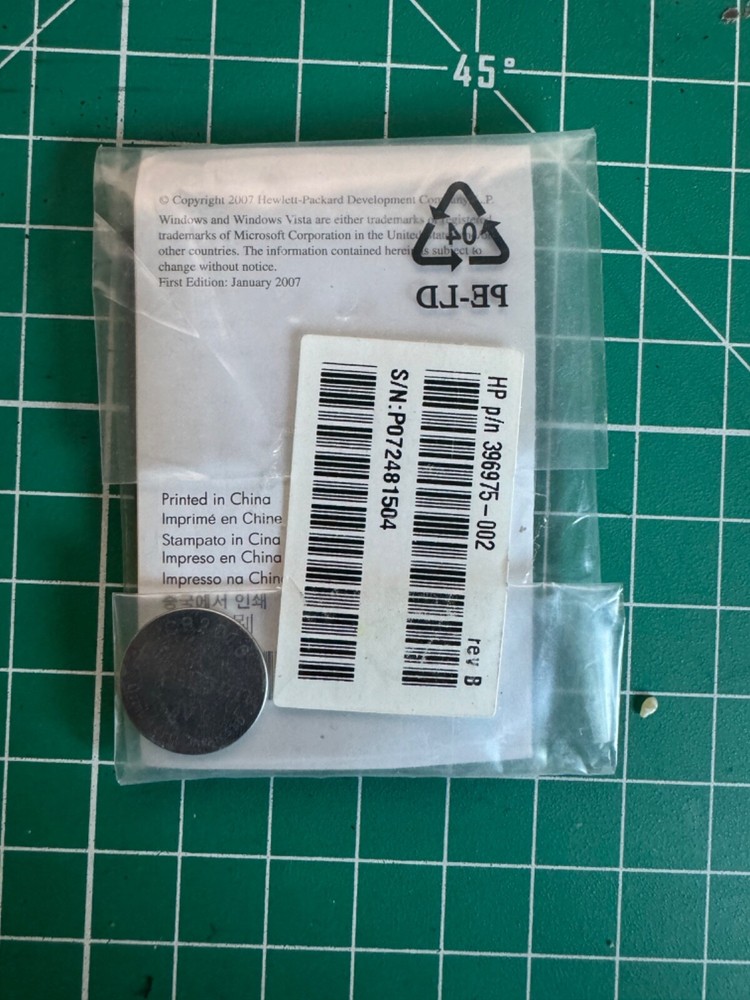 HP COMPUTER REMOTE CONTROL FOR PAVILION LAPTOPS - MODEL 396975-002 - NEW