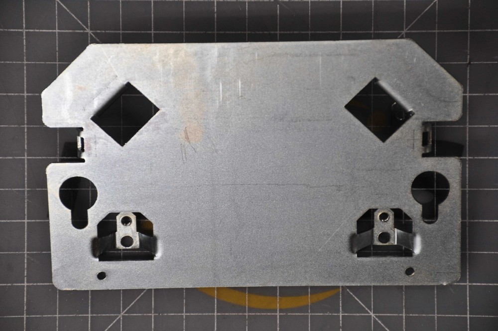 NCR DC Distribution Mounting Bracket 445-0711166