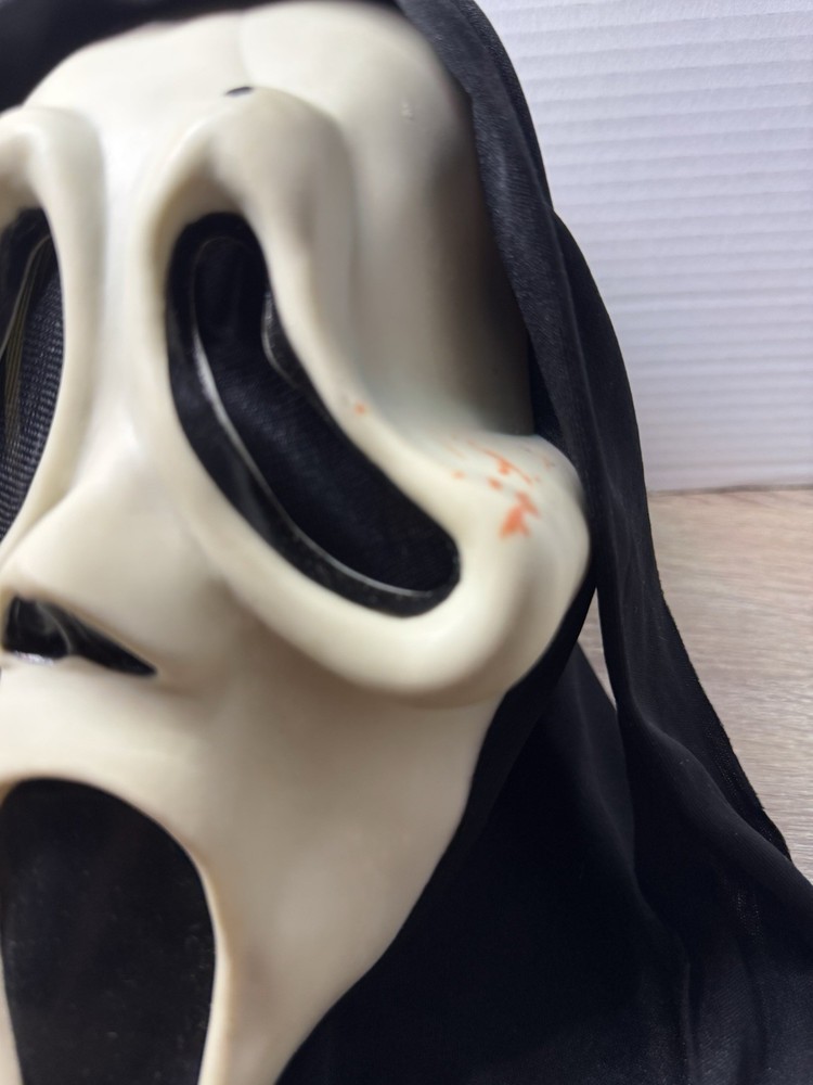 Vintage Scream Ghostface Mask Funworld MK Read
