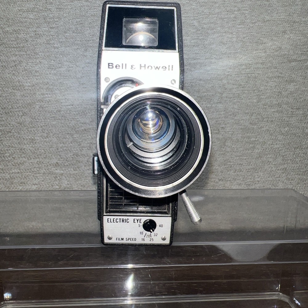 Bell & Howell Electric eye Comar Zoom Camera
