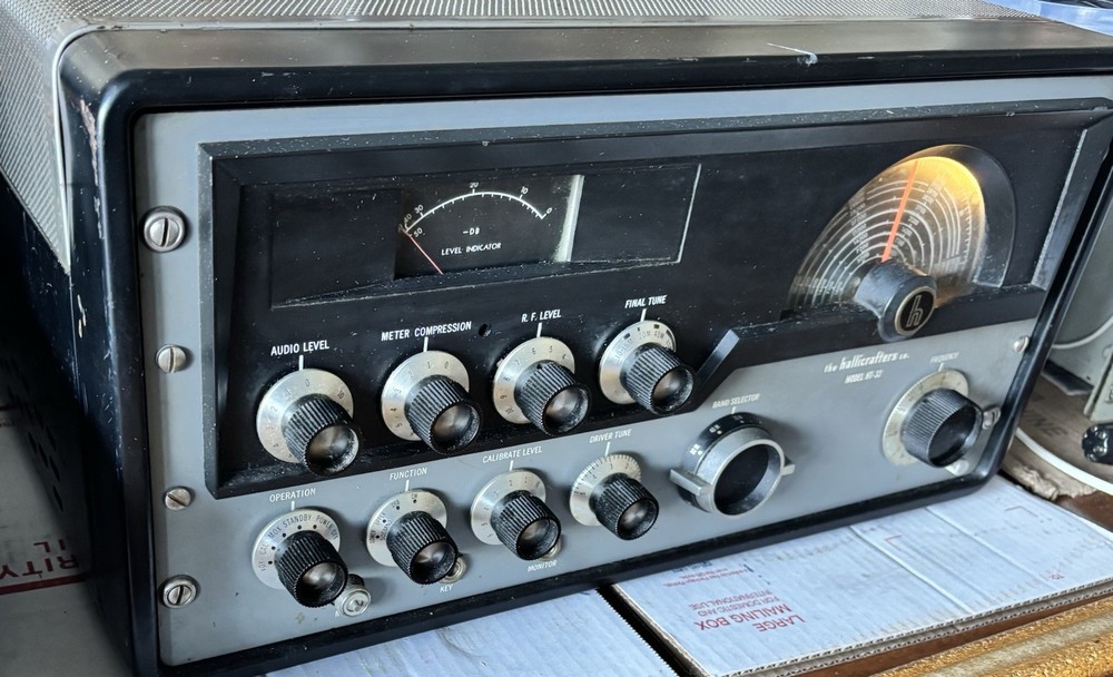Vintage Hallicrafters HT-32 Transmitter-Good Working & Cosmetic condition 100w