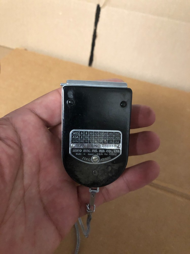 SEKONIC LIGHT METER MODEL L-VI