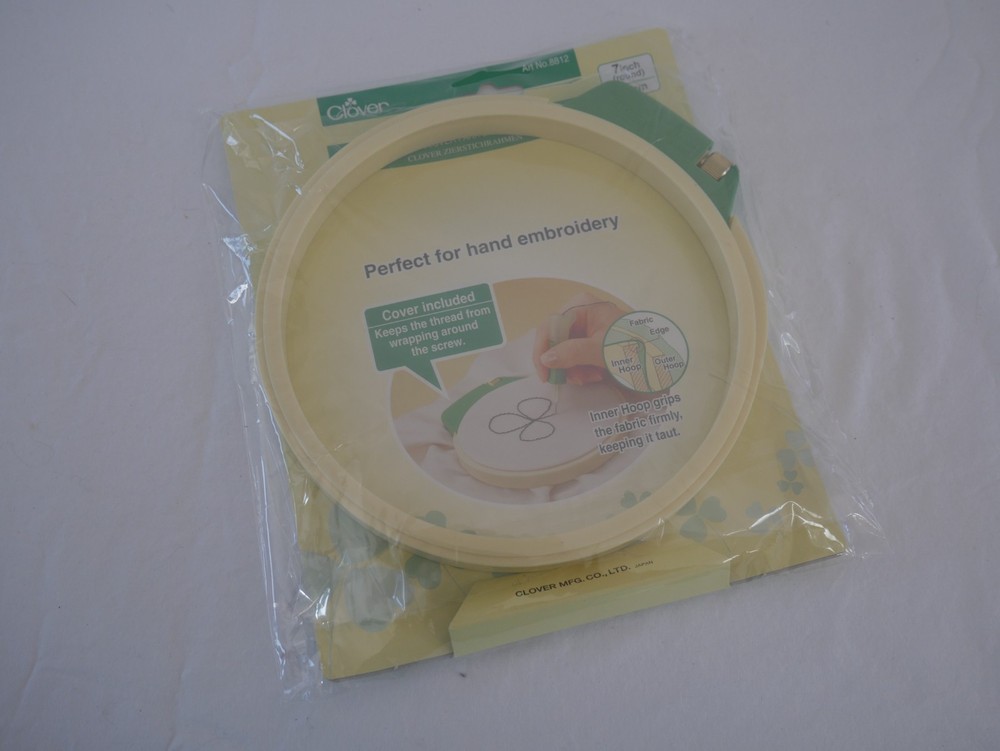 Clover 8812 Plastic Embroidery Stitching Hoop 7" (2B2)