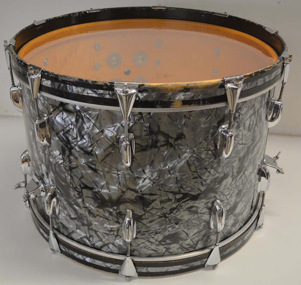 MID 70'S SLINGERLAND 4 PIECE BLACK DIAMOND DRUM SET
