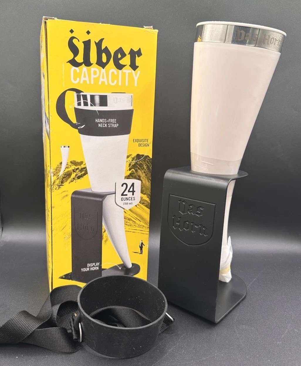 Das Horn VIKING Uber Drinking Vessel 24oz With Holder & Stand New in Open Box
