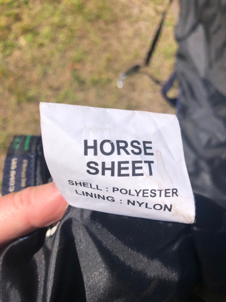Equi-Essentials 600D Turnout, 75"
