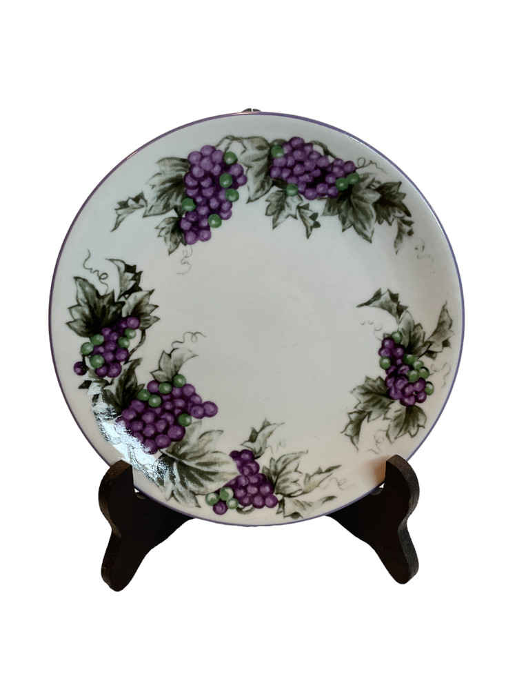 Totally Today 7" Salad Plates With Grape Pattern