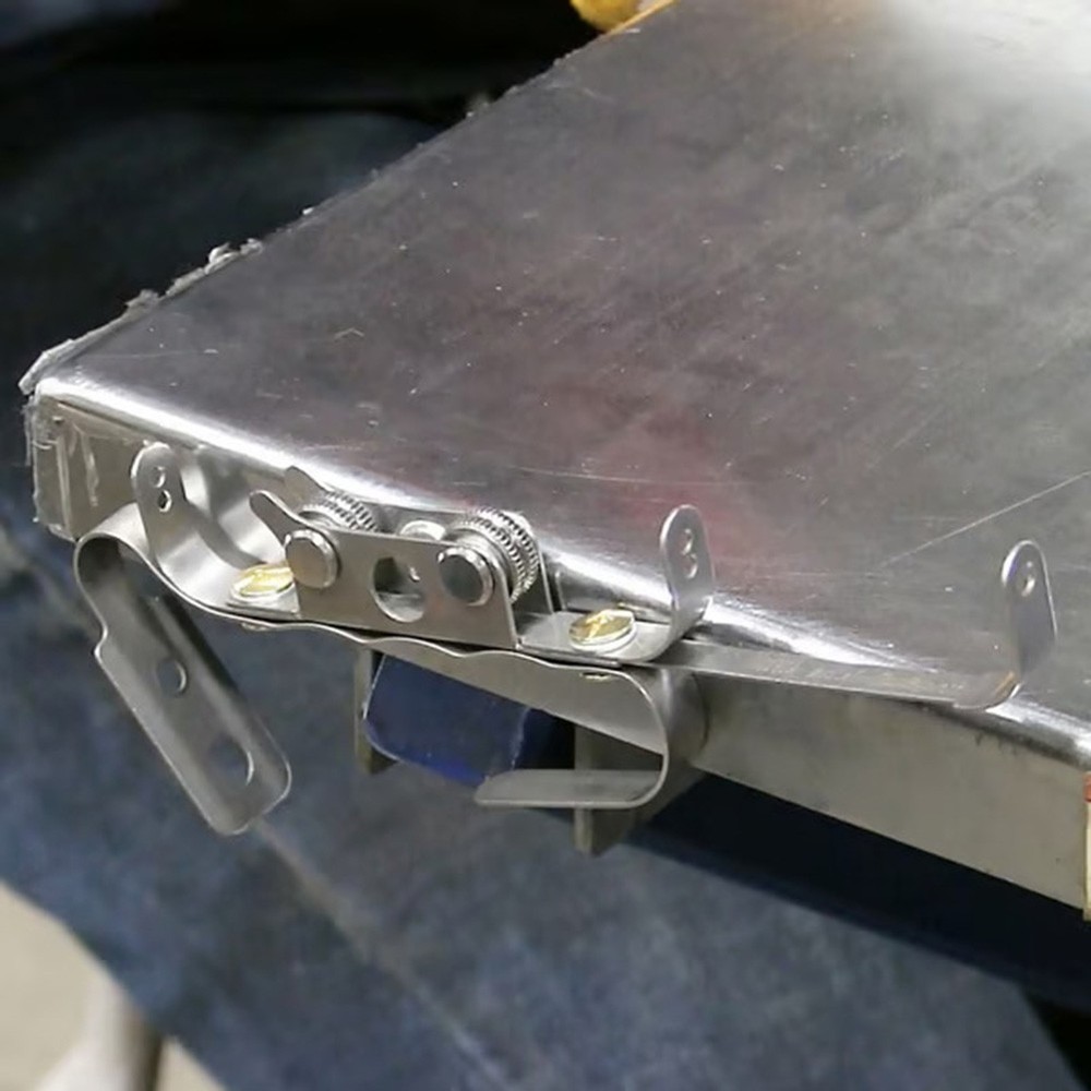 Portable Welders Adjustable Angle Impact Resistant Construction