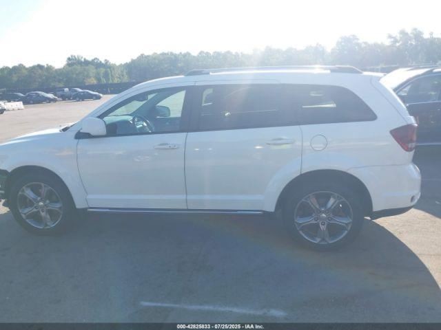 JOURNEY 2017 Glove Box 4751784