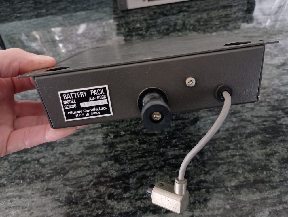 Hitachi AD-059B Battery Holder Pack Only for Hitachi V-059B Oscilloscope