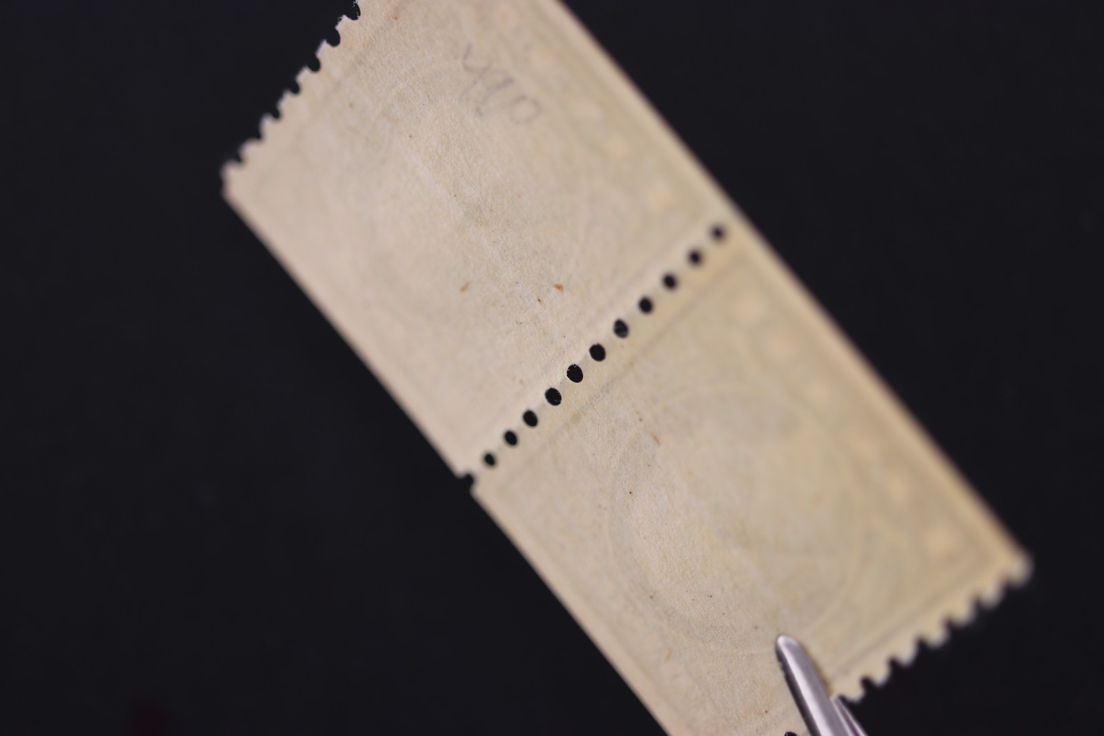 US SC# 452 MINT MNH NH GLP LP CLP COIL PAIR SUPERB MARGINS COLOR