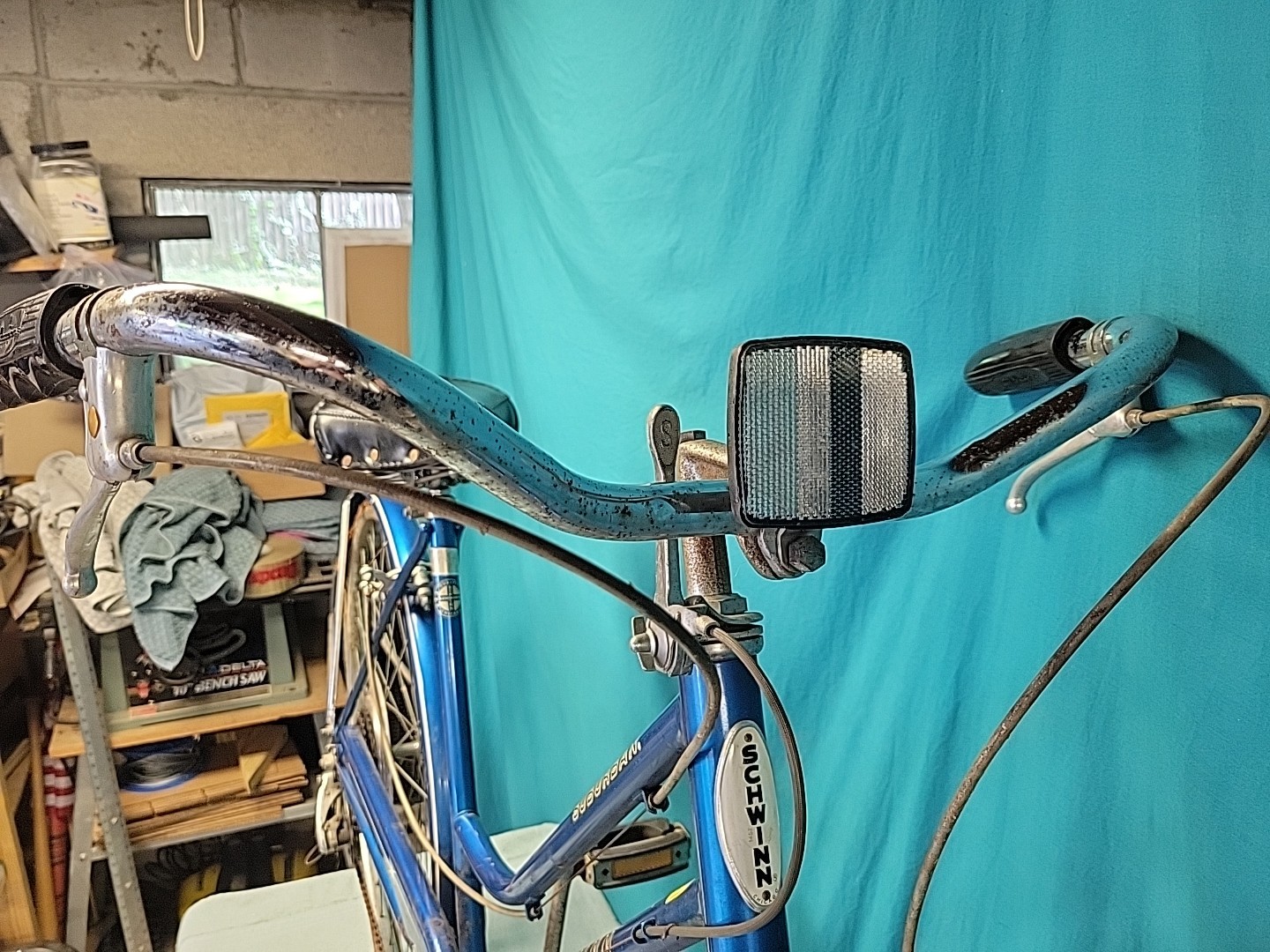 April 1977 Schwinn Suburban Complete Bicycle. Bike Rolls Smooth. Tires Dry Rot